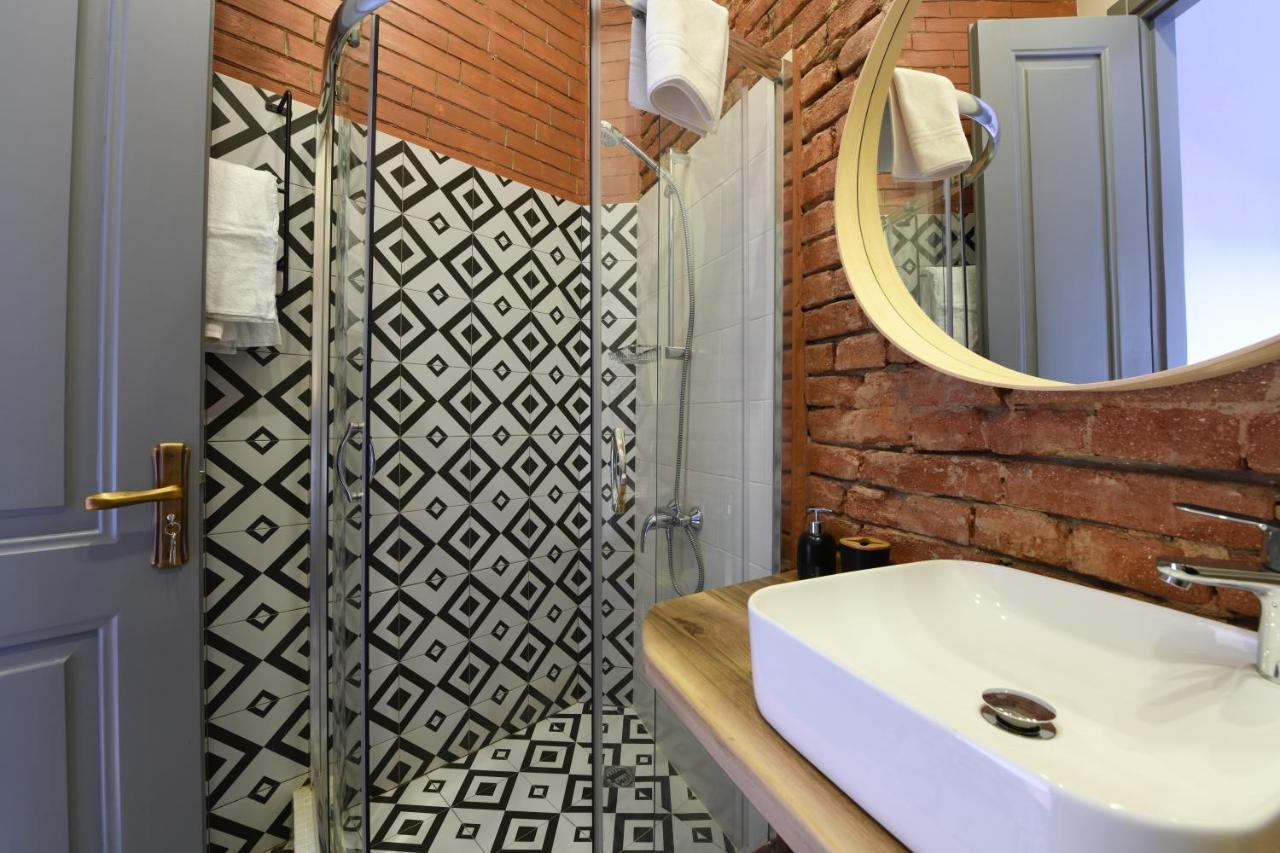 Jardin Vera Tbilisi Ngoại thất bức ảnh